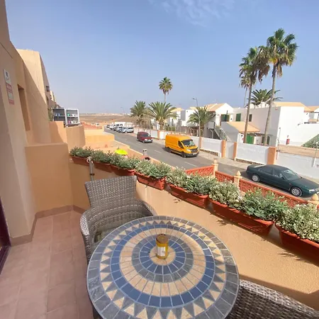 Caleta Sunny Апартаменты